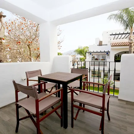 San Pedro Beachside Abril *