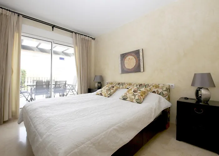 San Pedro Beachside Abril 公寓