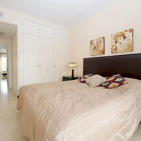 San Pedro Beachside Abril *