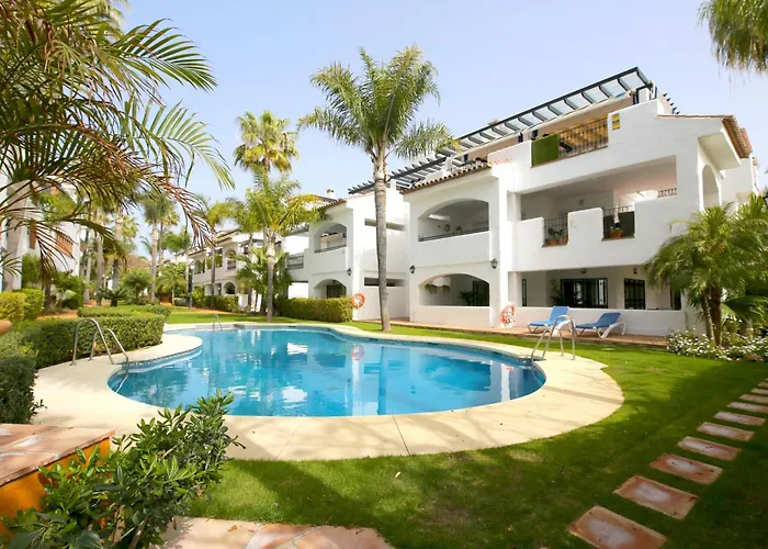 San Pedro Beachside Abril