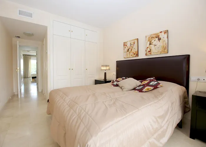 San Pedro Beachside Abril *