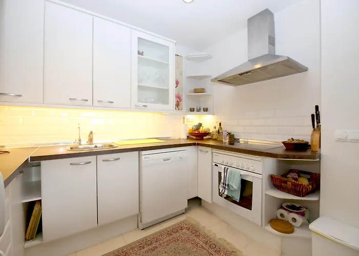 San Pedro Beachside Abril * Марбелья